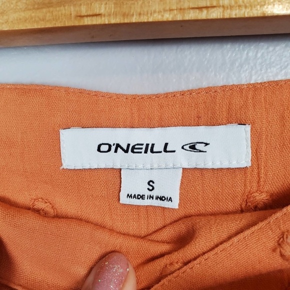 EUC ONEILL O'NEILL DARLA DOT SHORT Sz Medium orange.! First pic cover shot - Picture 3 of 12